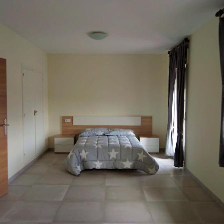 La Villa Hostal Calvarrasa de Abajo Luaran gambar