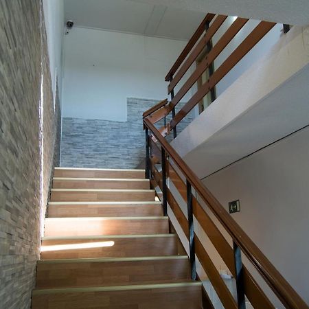 La Villa Hostal Calvarrasa de Abajo Luaran gambar