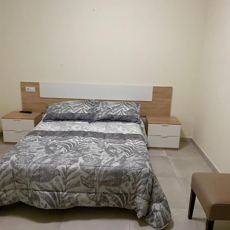 La Villa Hostal Calvarrasa de Abajo Luaran gambar