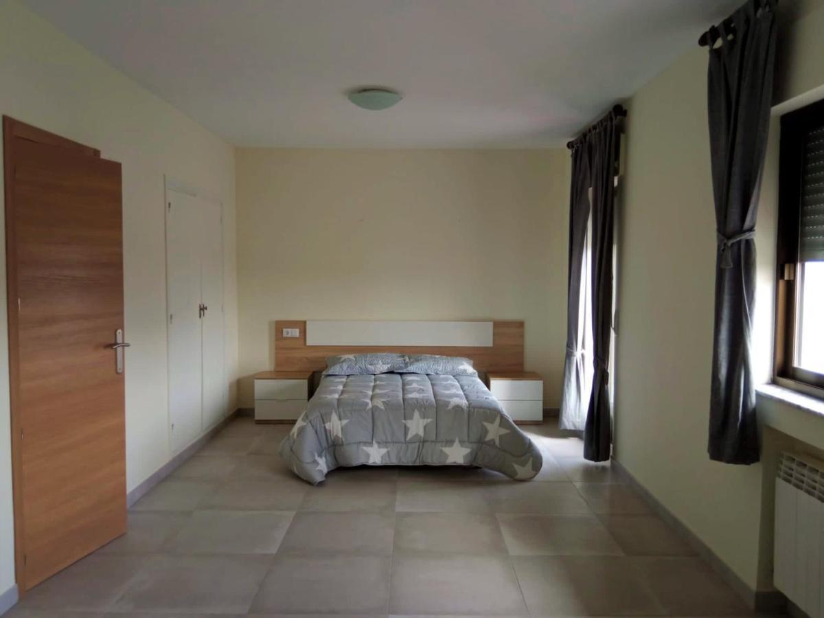 La Villa Hostal Calvarrasa de Abajo Luaran gambar