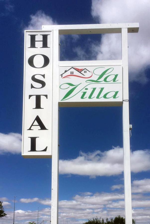 La Villa Hostal Calvarrasa de Abajo Luaran gambar