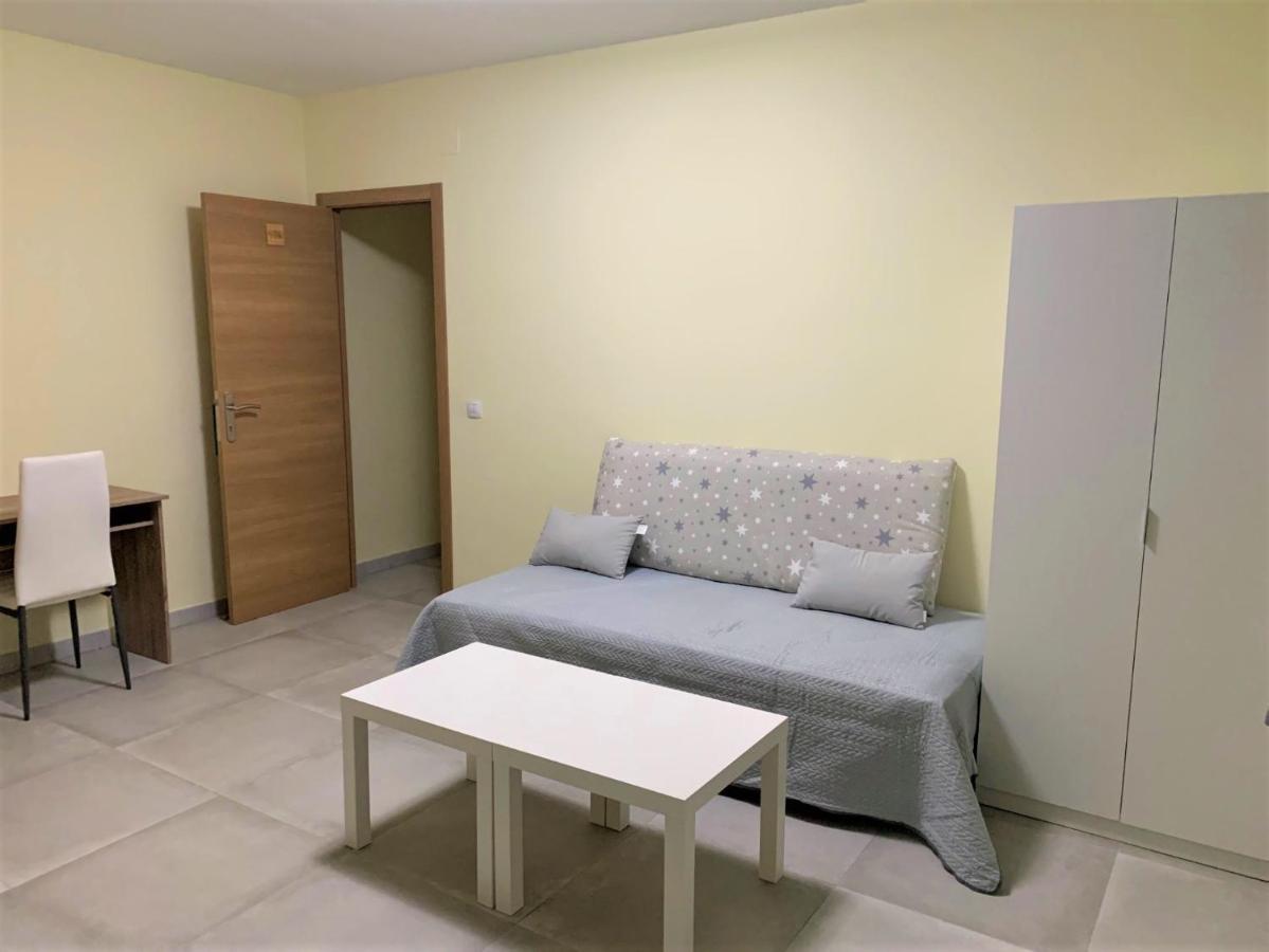 La Villa Hostal Calvarrasa de Abajo Luaran gambar